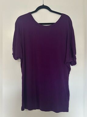 Free to Live Women's Short-Sleeve Butterfly Tee in Deep Plum